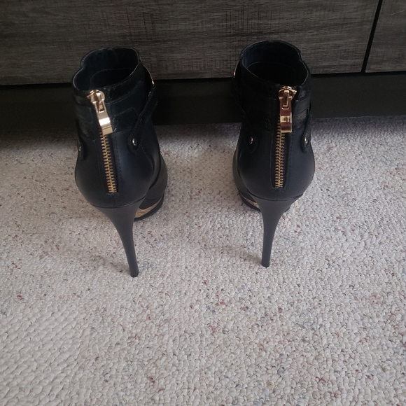 Black and gold booties - Picture 2 of 3